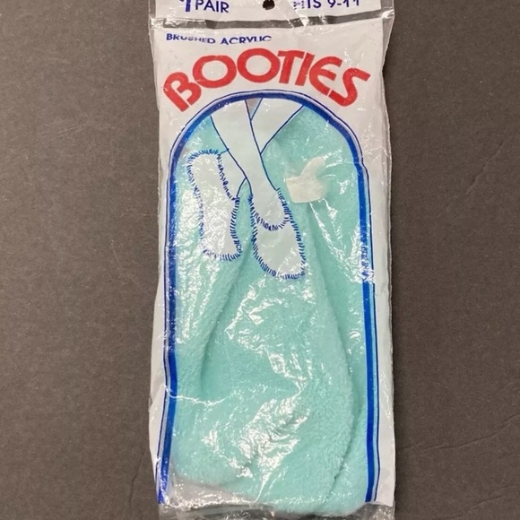 SofPuff Accessories - Vintage Acrylic Booties Lounging Socks SofPuff Hosiery Corp 1 Pair Fits 9-11 New